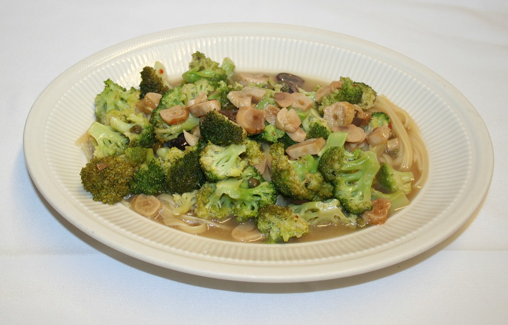 Order Linguini with Broccoli food online from A Touch of Italy store, Egg Harbor Township on bringmethat.com