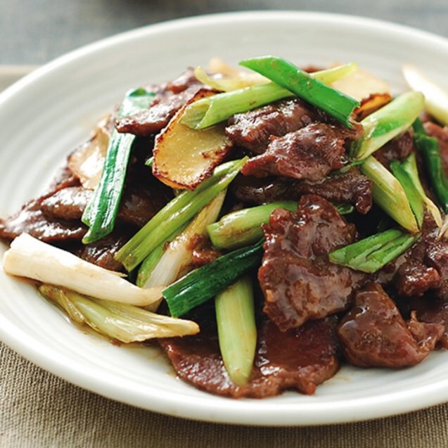Order Beef with Scallion food online from You & Mee Noodle House store, Boulder on bringmethat.com