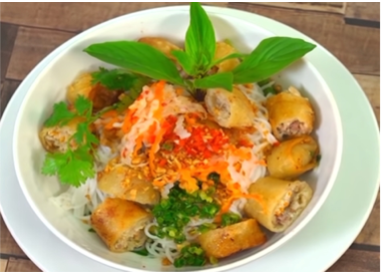Order 46. Crispy Rolls food online from Saigon Noodles & Grill store, Arlington on bringmethat.com