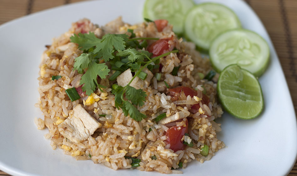 Order Classic Fried Rice food online from Kiinimm Thai Restaurant store, Rockville on bringmethat.com