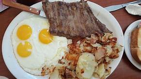 Order 10 oz. Angus Skirt Steak with 3 Eggs food online from Kellogg's diner store, Brooklyn on bringmethat.com