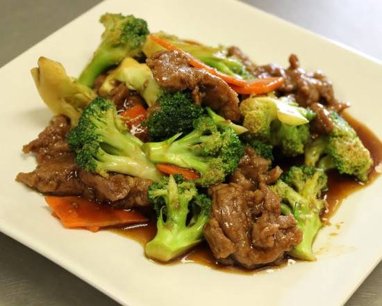 Order Beef & Broccoli  芥兰牛 food online from Bamboo Garden store, Savannah on bringmethat.com
