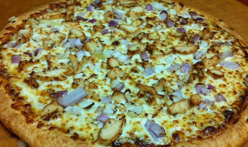 Order BBQ Chicken Pizza - Medium food online from Pizza Palace store, Burien on bringmethat.com