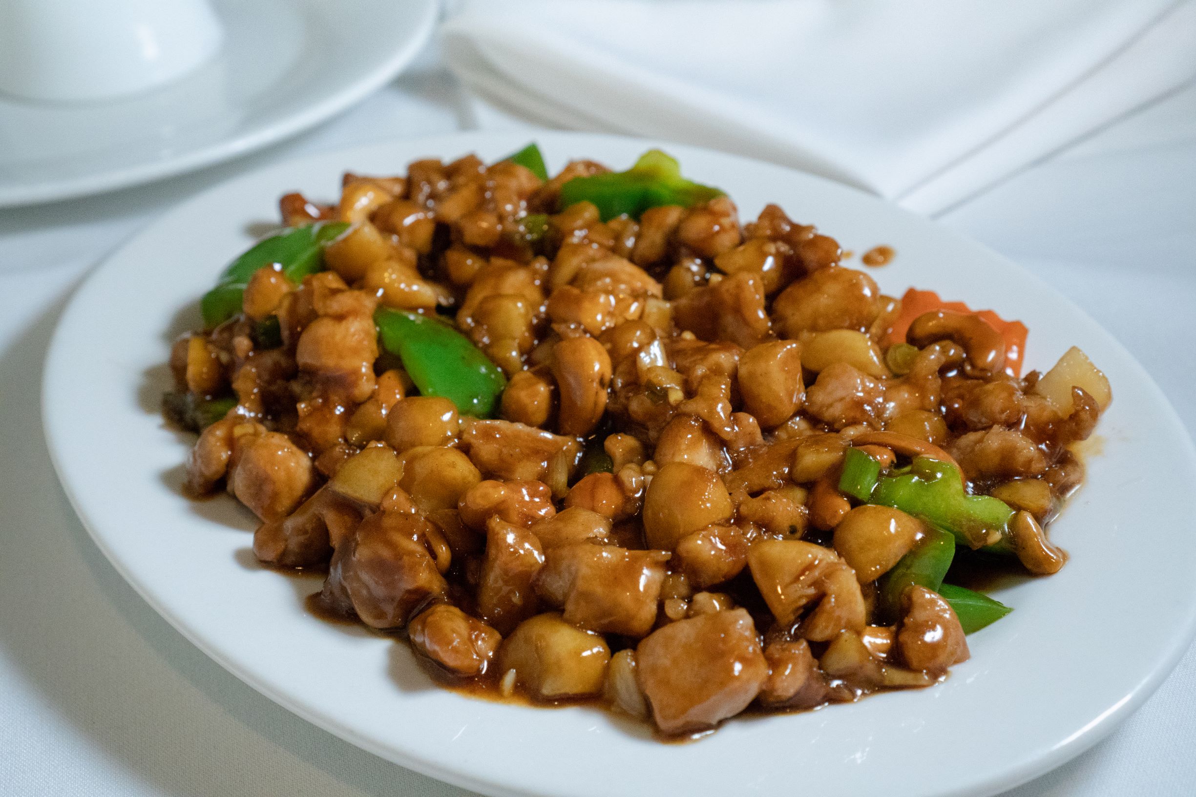 Order 34. Cashew Chicken food online from Szechwan Inn store, Canoga Park on bringmethat.com