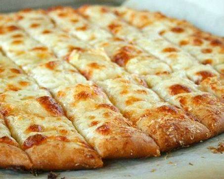 Order Cheese Bread Sticks 10"  food online from Roma Pizza and Pasta store, Smyrna on bringmethat.com