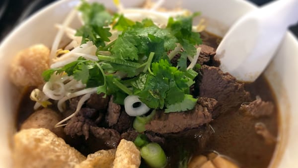 Order Boat Noodle Soup food online from Kiinimm Thai Restaurant store, Rockville on bringmethat.com