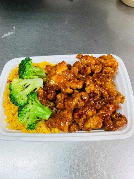Order C6. General Tso's Chicken Combination food online from New China Restaurant store, Cary on bringmethat.com