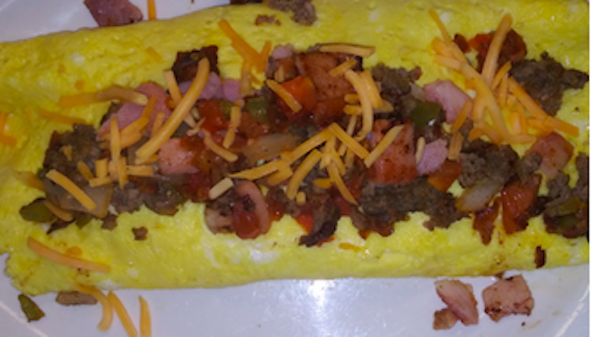 Order Western Omelette food online from Amber Restaurant store, Knoxville on bringmethat.com