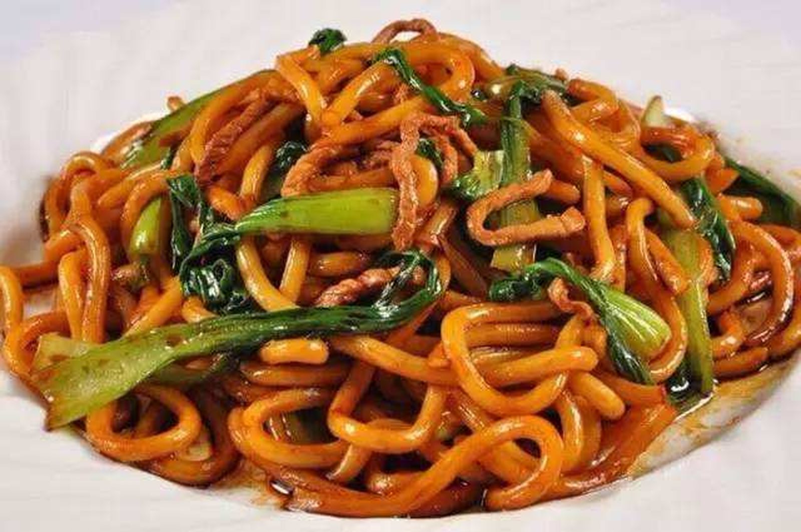 Order 906. Shanghai Style Pan Fried Noodle food online from Shanghailander Palace store, Hacienda Heights on bringmethat.com