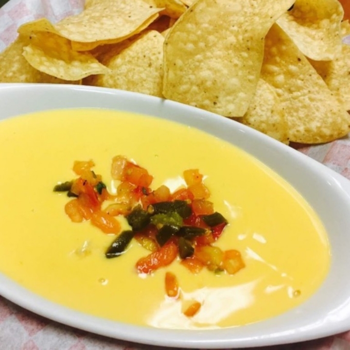 Order Cheese Dip food online from Cancun Fiesta Fresh store, Kansas City on bringmethat.com
