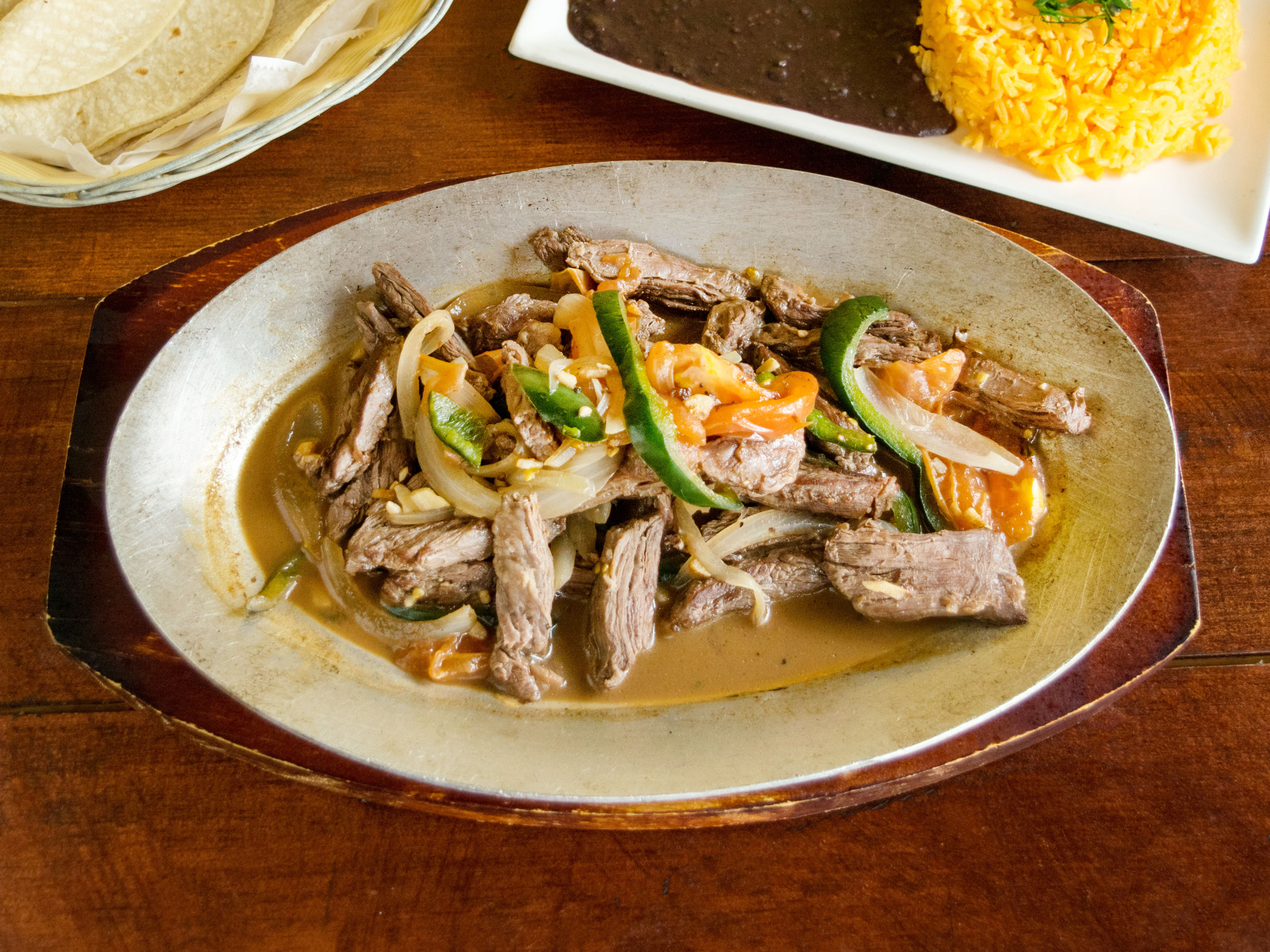 Order Fajitas Chef Franco Recipe food online from Corazon de Cuba Taqueria store, Long Beach on bringmethat.com