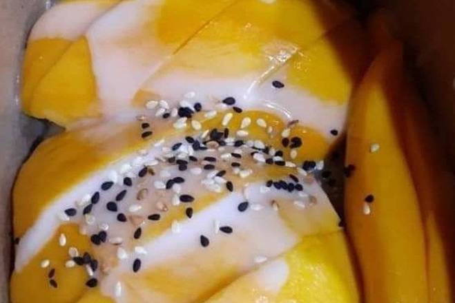 Order Mango over Sweet Sticky Rice food online from Pattaya Thai Express store, Olympia on bringmethat.com