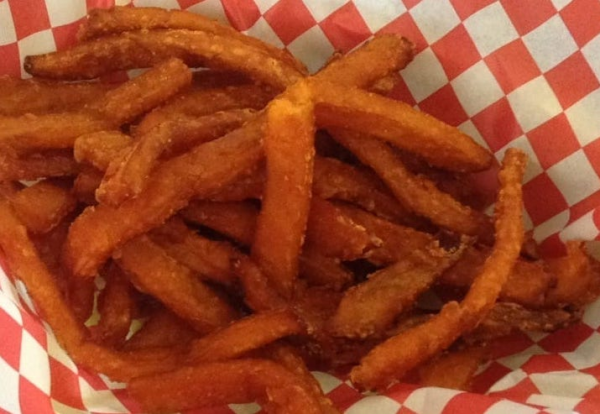 Order 7C. Sweet Potato Fries food online from Ginger And Spice Noodle & Grill store, Pasadena on bringmethat.com