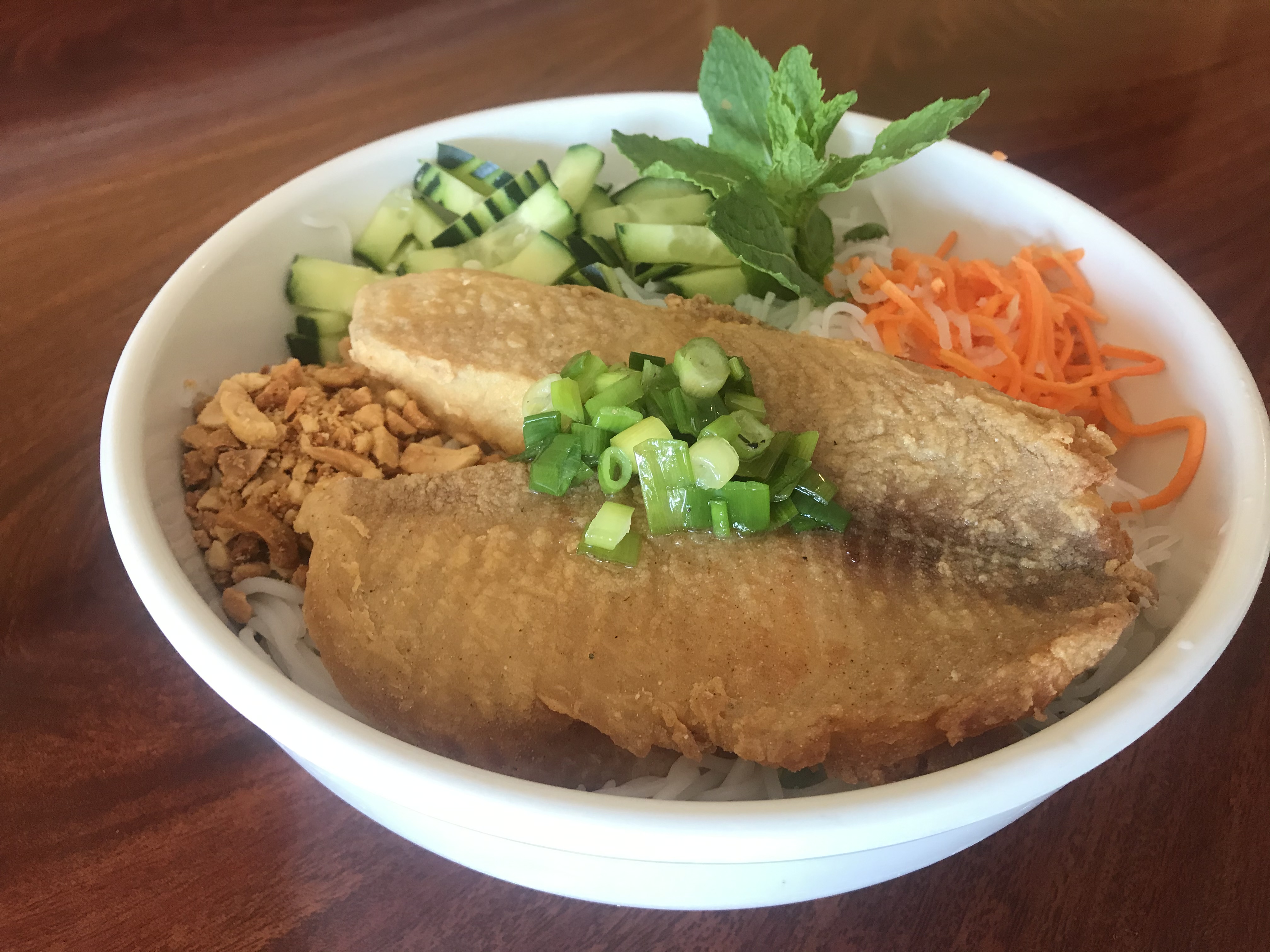 Order B09. Vermicelli with Fried Fish Filet (BCC) food online from Pho Daily store, Long Beach on bringmethat.com