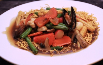 Order 412. Bangkok Crispy Noodle food online from Siam Pasta store, Chicago on bringmethat.com