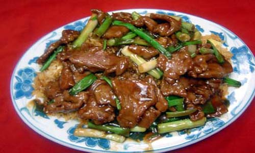 Order Beef with Green Onions food online from Darda Seafood store, Milpitas on bringmethat.com