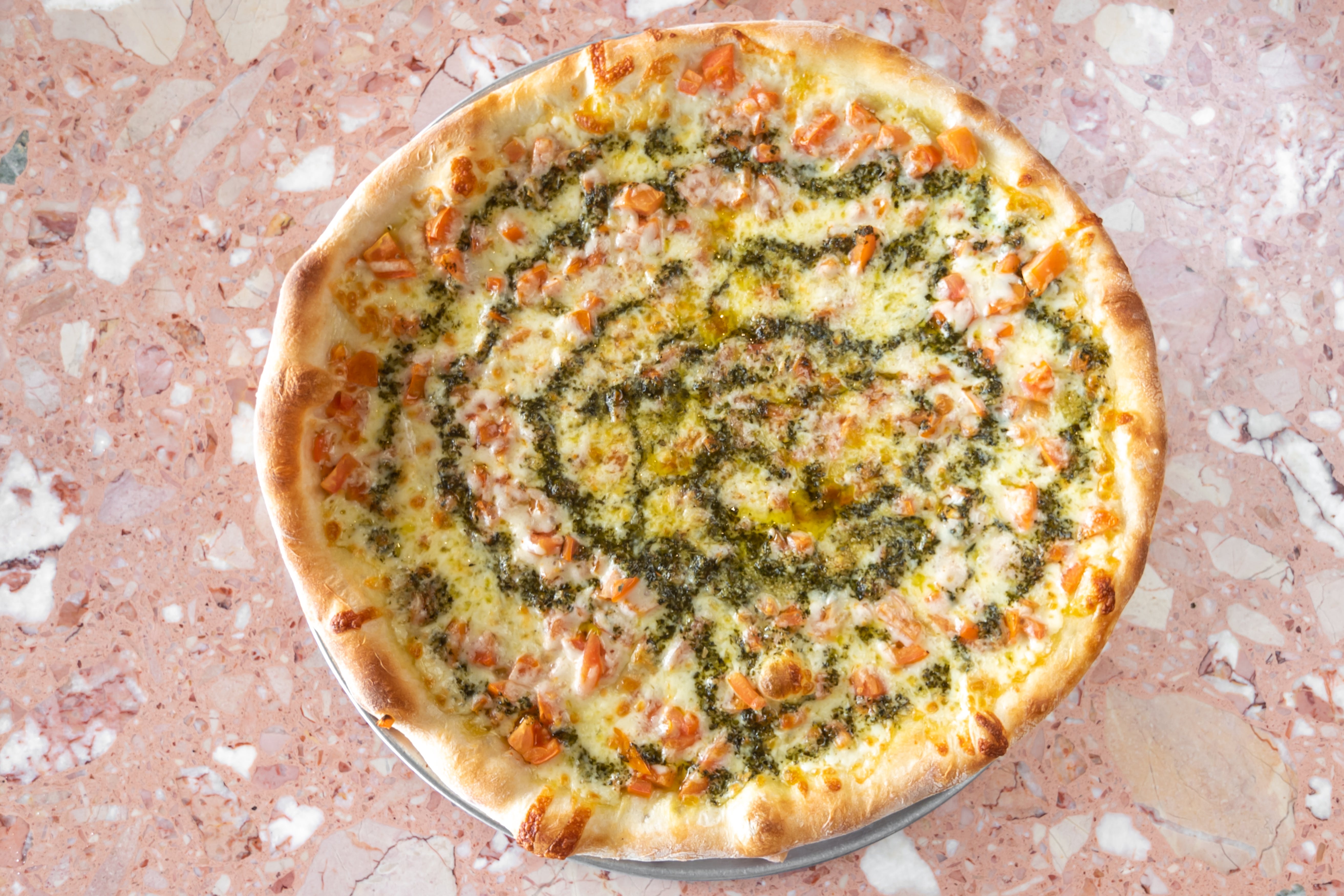 Order Margherita Pizza - Personal 10'' food online from Dilisi Ristorante & Pizzeria store, Bridgeton on bringmethat.com