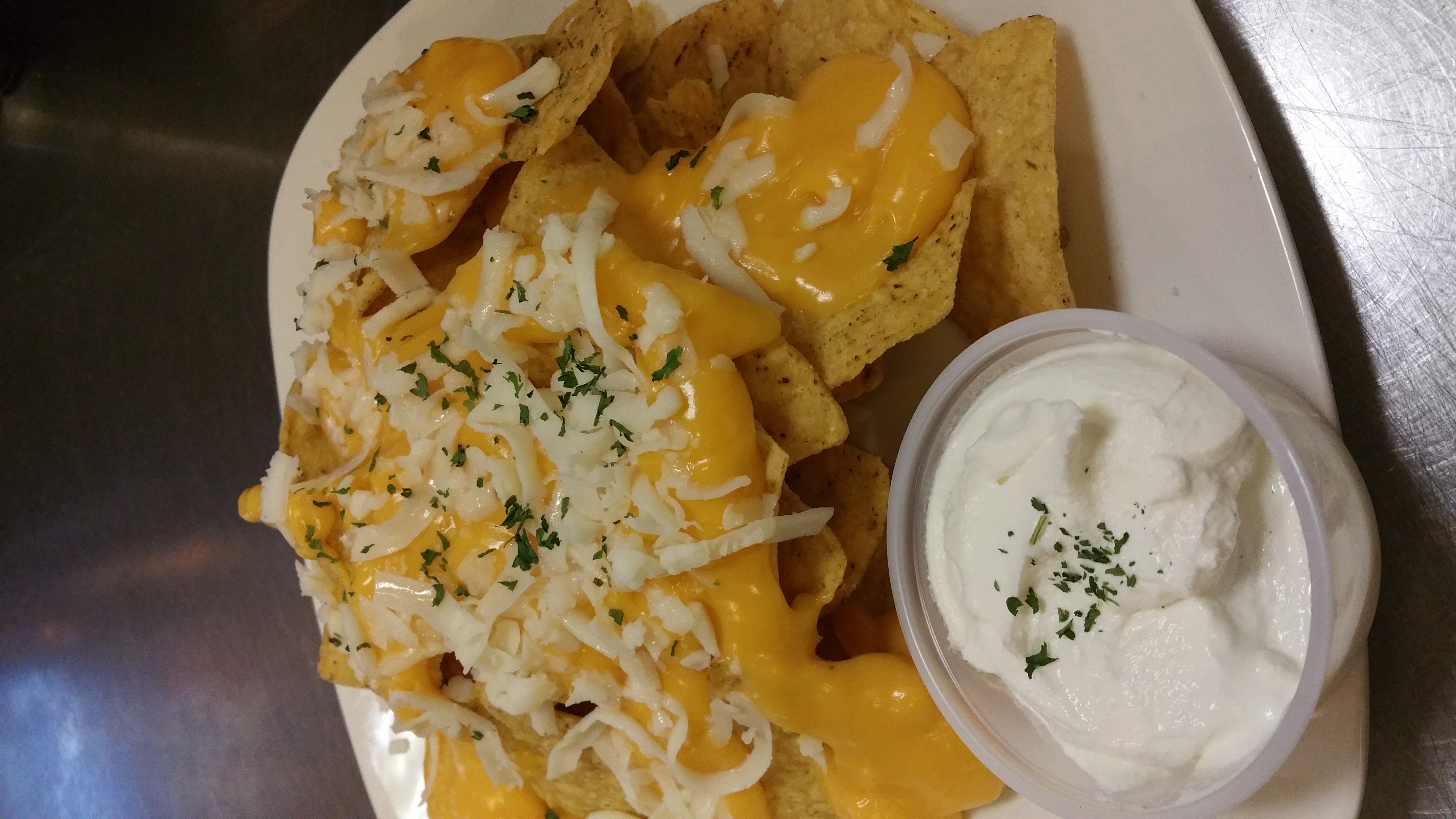 Order Chili Cheese Nachos food online from Napoli's Pizzeria store, Bensalem on bringmethat.com