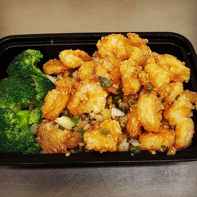 Order Salt and Pepper Shrimp food online from Dragon Street Chinese store, North Hollywood on bringmethat.com