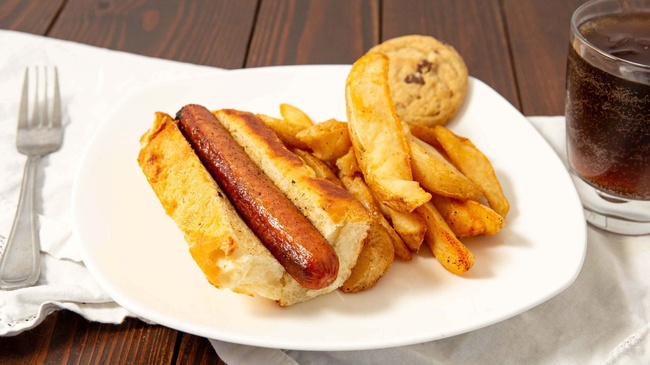 Order Kids' Hot Dog food online from Fuddruckers store, Greenville on bringmethat.com