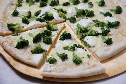 Order White Pizza - Large 16'' (8 Slices) food online from Carlo's Italian Restaurant store, Reading on bringmethat.com