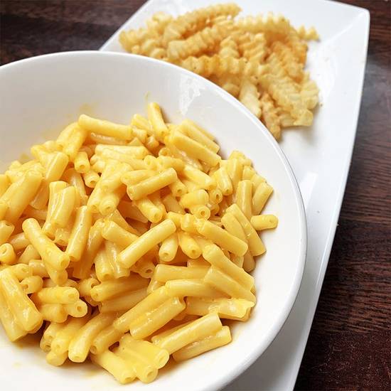 Order Kids' Macaroni & Cheese food online from Granite City Food & Brewery store, Sioux falls on bringmethat.com