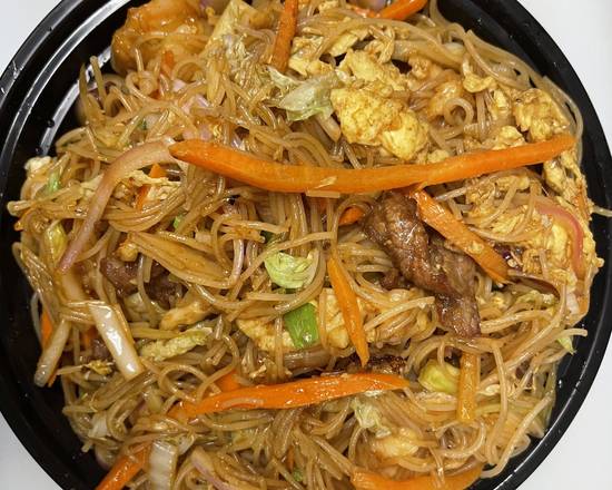 Order Taiwan Mei Fun food online from Hunan Cafe store, Pittsburgh on bringmethat.com