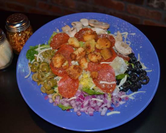 Order Italian Salad food online from Wick Pizza Parlor & Pub store, Louisville on bringmethat.com