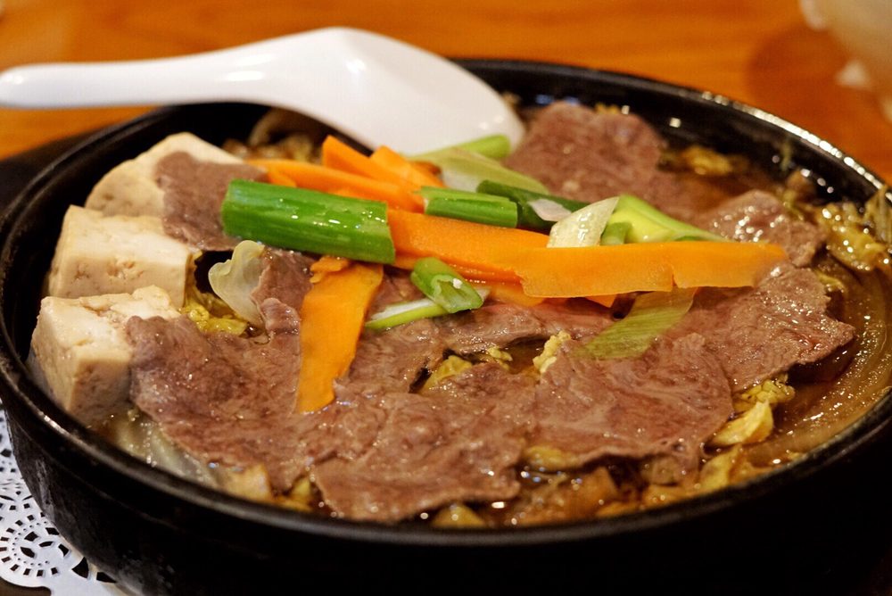 Order Sukiyaki D food online from Kuni's Japanese Restaurant store, Evanston on bringmethat.com