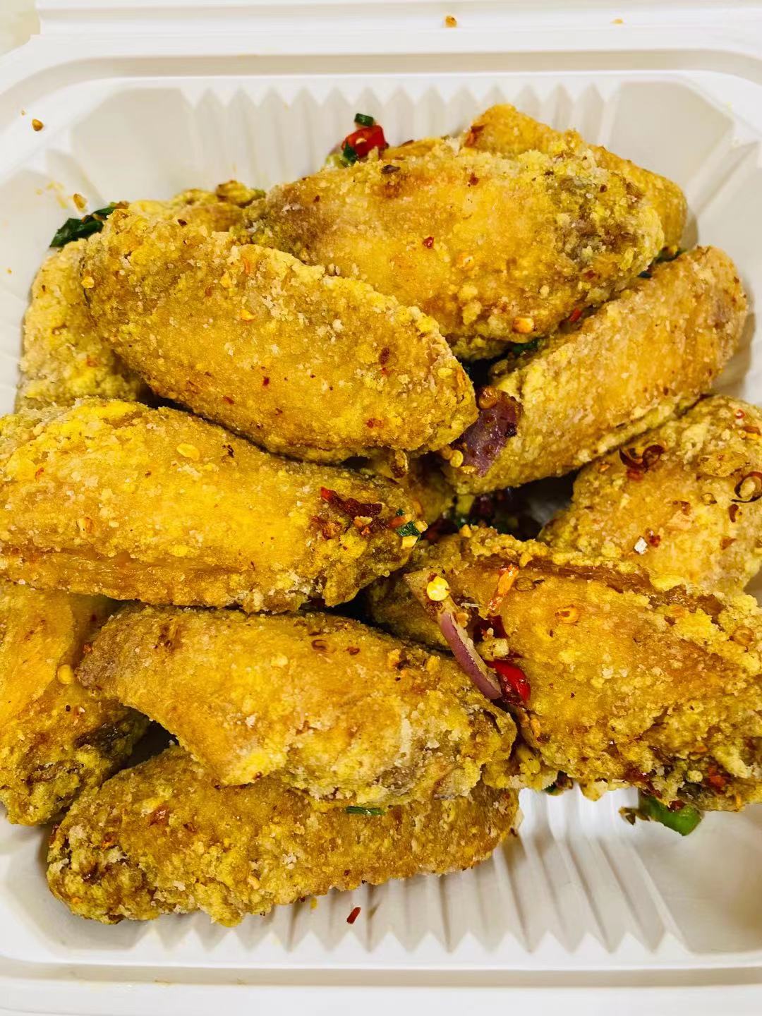 Order Pepper Salt With Chicken Wing (spicy)  椒鹽雞翼 food online from Dim Sum Club store, San Francisco on bringmethat.com