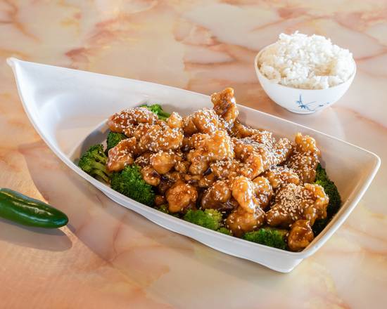 Order Sesame Chicken food online from CHINA CAFE store, Moline on bringmethat.com