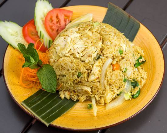 Order Pineapple Fried Rice food online from Tung Thong Thai Restaurant store, New York on bringmethat.com