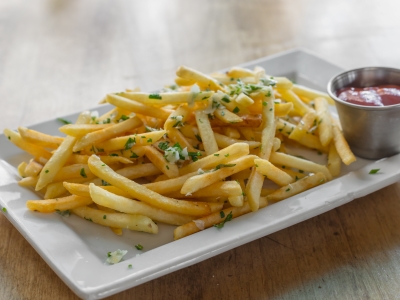 Order Truffle Fries food online from Dagwoods store, Santa Monica on bringmethat.com