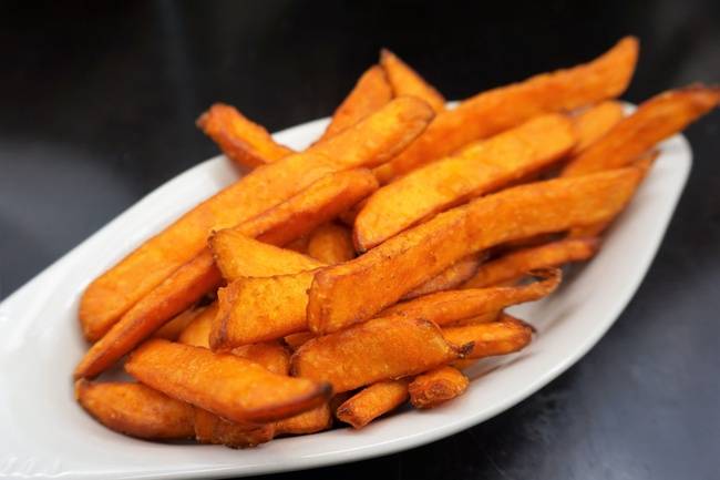 Order *Sweet Potato Fries* food online from Sidelines Grille Hickory Flat store, Canton on bringmethat.com