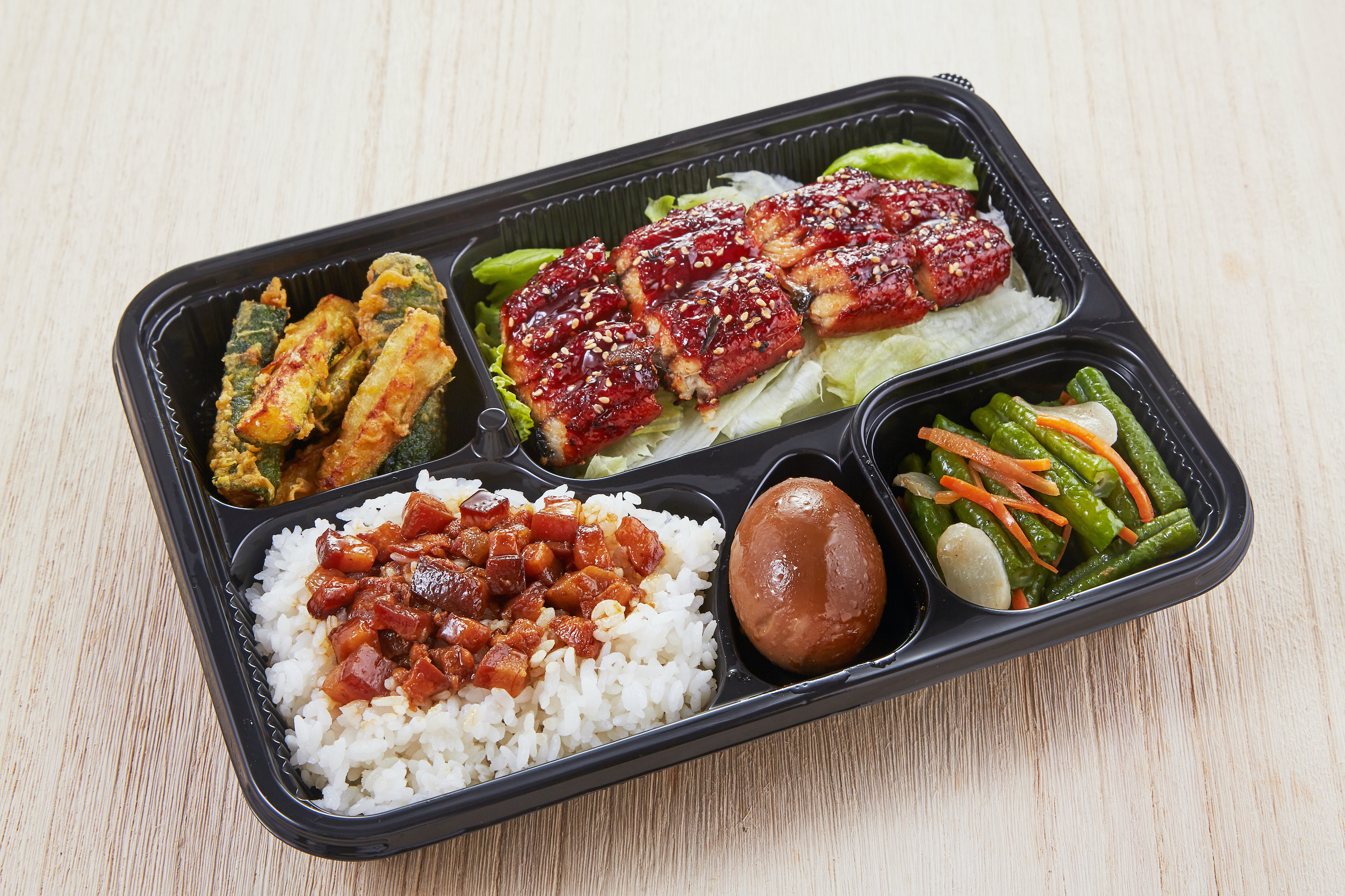 Order #R12 Grilled Eel Bento food online from O2 Valley store, Cupertino on bringmethat.com