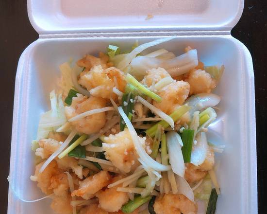 Order Shrimp with Scallion & Ginger food online from Wok On Fire store, Austin on bringmethat.com