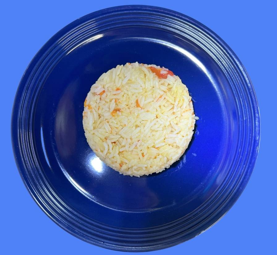 Order rice 24 oz food online from Sabrositas Pupusas store, Los Angeles on bringmethat.com