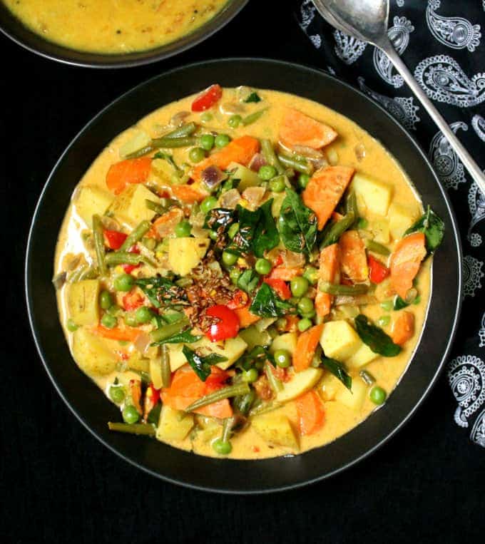 Order Kaeng Lueang Curry food online from Asia Nine store, Washington on bringmethat.com