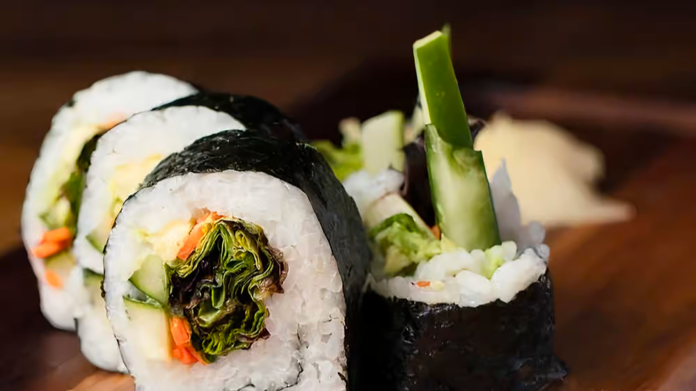 Order Vegetable Roll food online from Fuku sushi store, Tucson on bringmethat.com