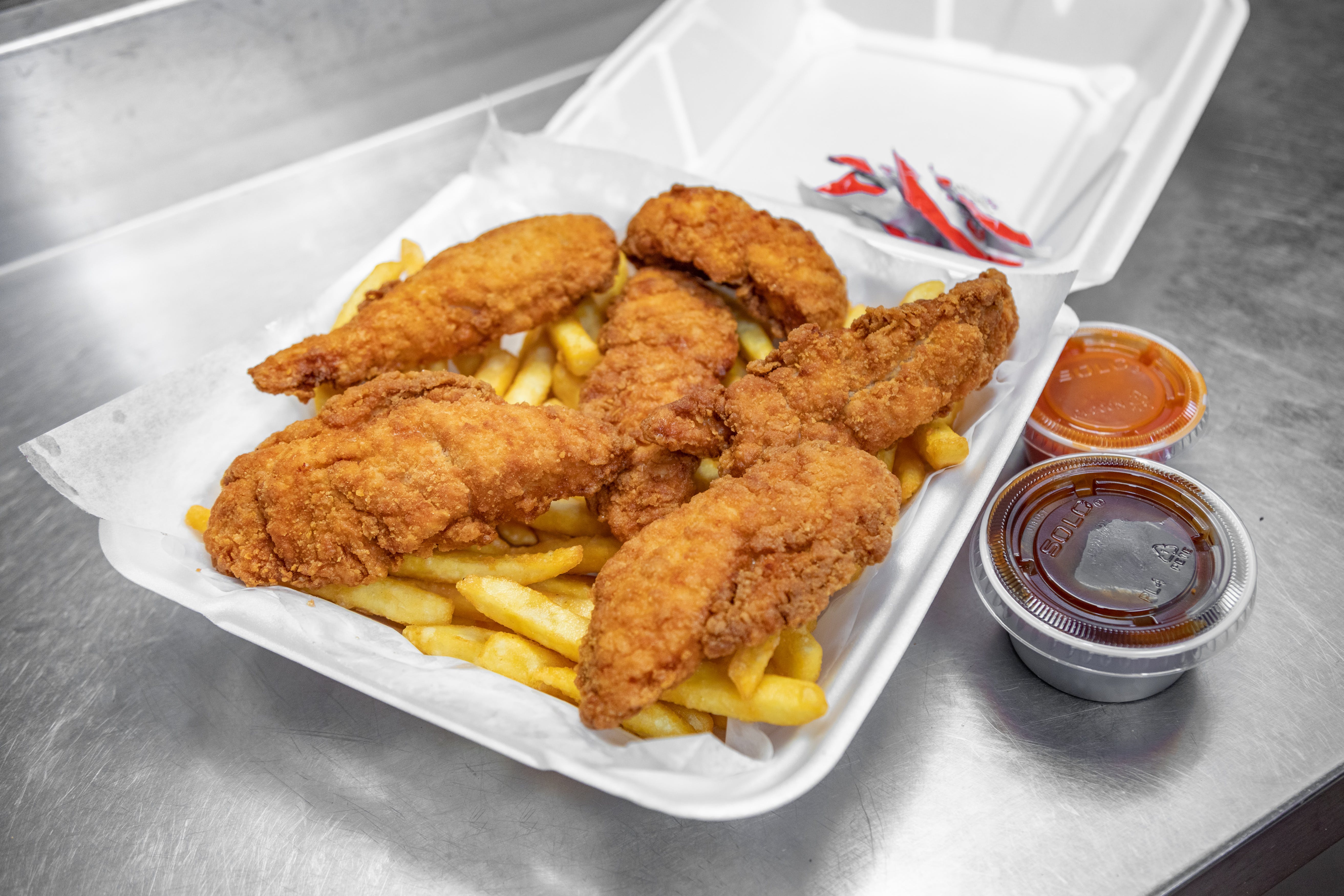 Order Chicken Tenders & Fries - Appetizer food online from Campus Pizza store, Hartford on bringmethat.com
