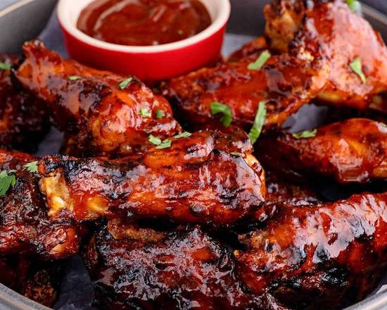 Order BBQ Chicken Wings  food online from Sagres Bar & Grill store, Newark on bringmethat.com
