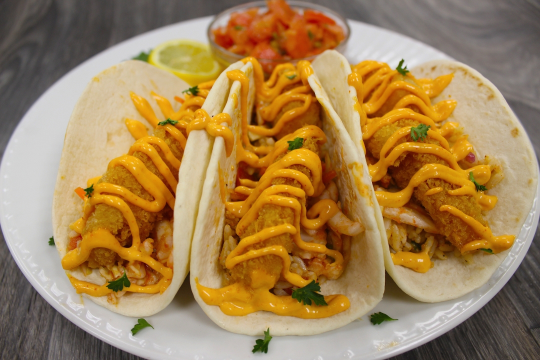 Order Hot Fish Tacos food online from Captain’s Curbside Seafood store, Trappe on bringmethat.com