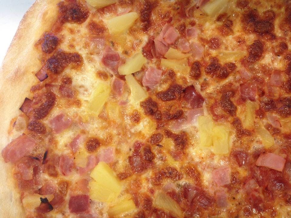 Order Hawaiian Pizza - Personal 10'' food online from Potsy Pizza store, Allentown on bringmethat.com