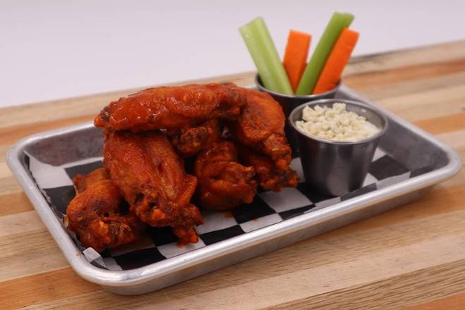 Order Classic Buffalo Wings food online from Ghost Kitchen Sa store, San Antonio on bringmethat.com