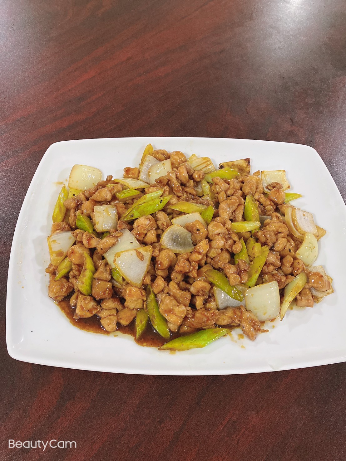 Order C7. Chicken with Cashew Nuts腰果鸡 food online from Jians Kitchen store, Pittsburgh on bringmethat.com