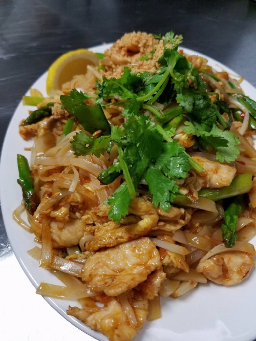 Order Phad Thai Rice Noodles food online from China Island Asian Grill store, Flower Mound on bringmethat.com