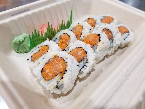 Order Spicy Hamachi Roll 辣寿司卷 food online from Chin Chin store, Brookhaven on bringmethat.com