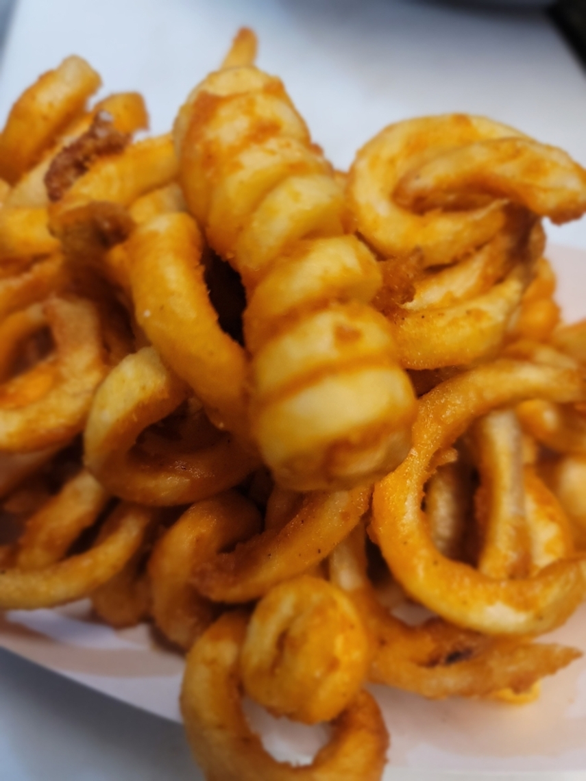 Order Curly Fries food online from Hen House store, Danville on bringmethat.com