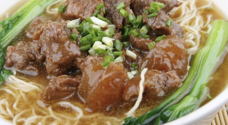 Order Beef Brisket and Beef Tendon Noodle Soup 红烧牛腩牛筋汤面 food online from Orient House Chinese Restaurant store, Madison on bringmethat.com