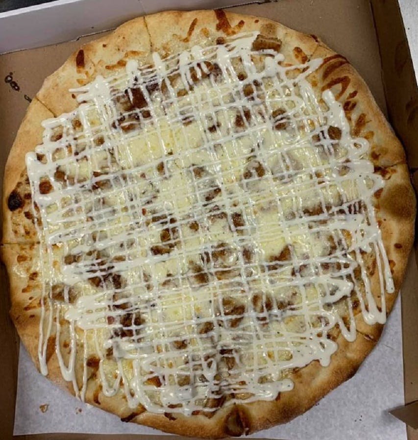 Order Chicken Bacon Ranch Pizza - Large food online from Mancino's Pizza & Italian Cuisine store, Denville on bringmethat.com